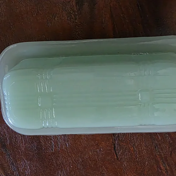 Elegant Jadite Butter Dish - Picture 4 of 4